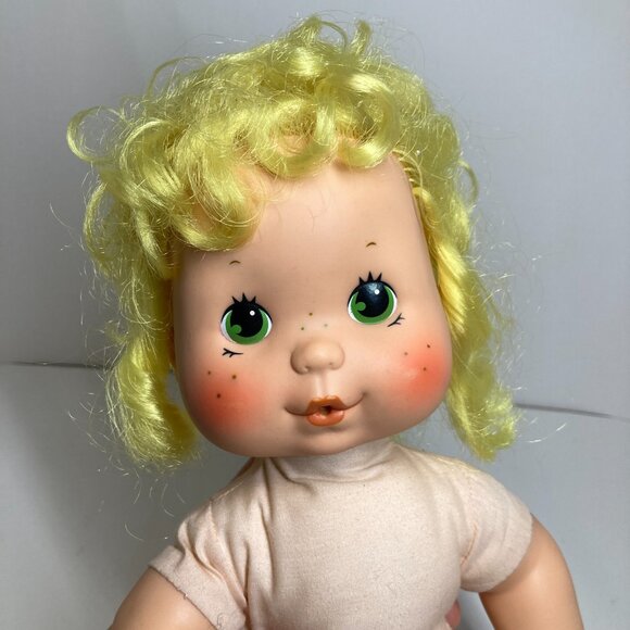 Vintage 1982 Kenner 14" Strawberry Shortcake Lemon Meringue Blow Kiss Baby Doll - Picture 3 of 11